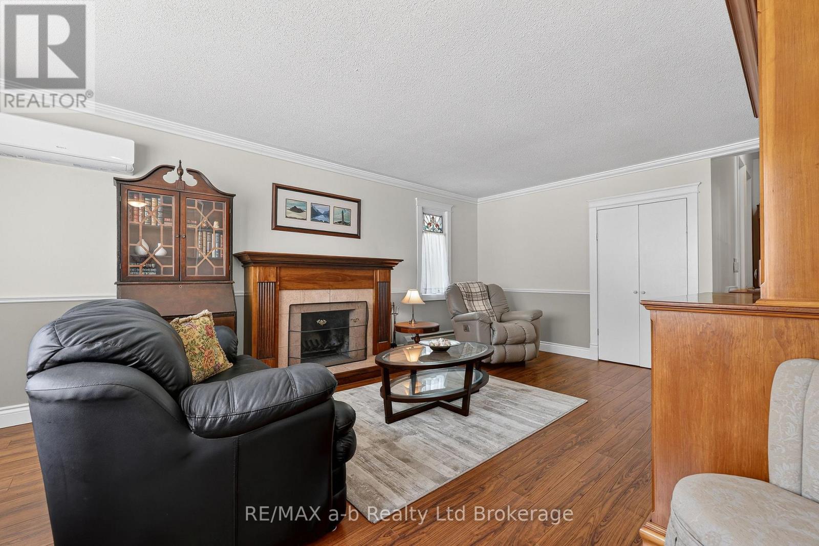 191 John Street, Ingersoll, Ontario  N5C 3G1 - Photo 11 - X13159344