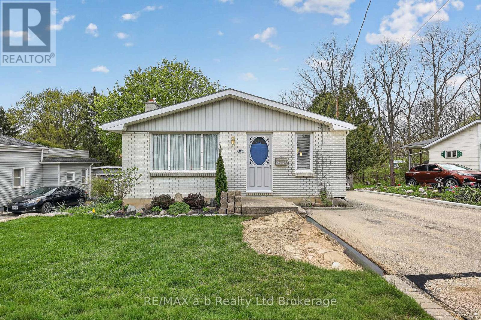 191 John Street, Ingersoll, Ontario  N5C 3G1 - Photo 2 - X13159344