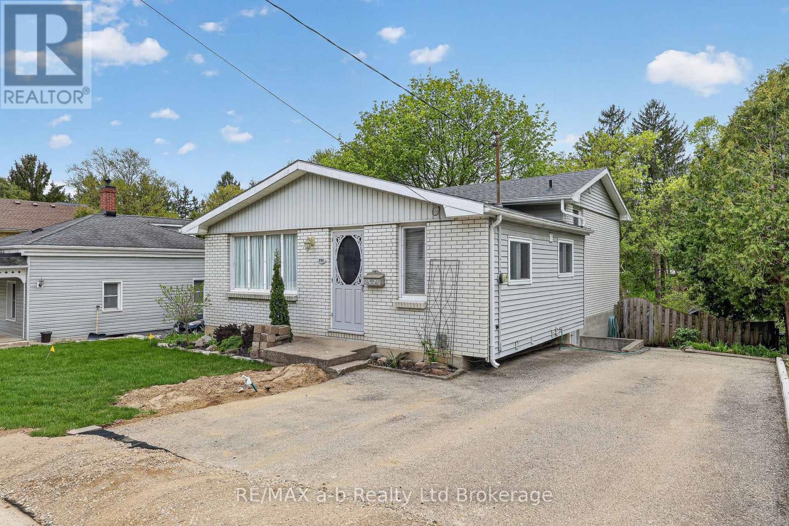 191 John Street, Ingersoll, Ontario  N5C 3G1 - Photo 3 - X13159344