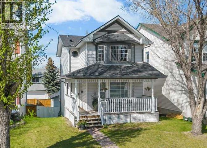 10744 Hidden Valley Drive NW, Calgary, Alberta