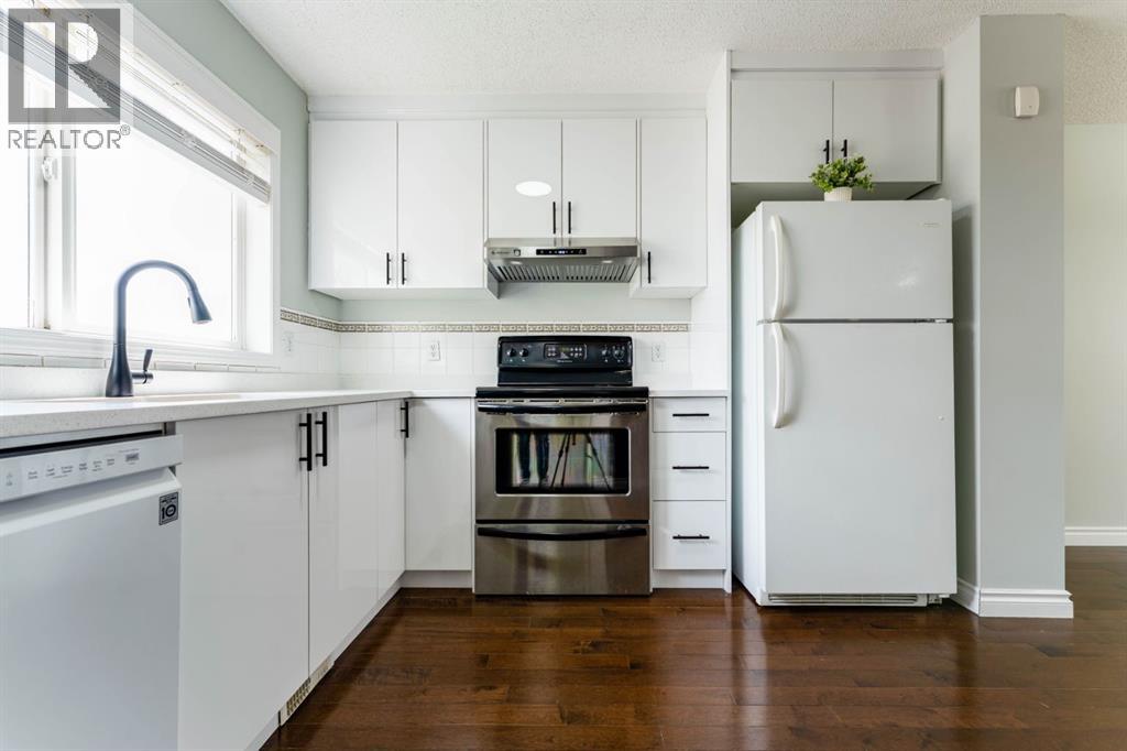 45 Tuscany Springs Garden NW, Calgary, Alberta  T3L 2R3 - Photo 9 - A2313267