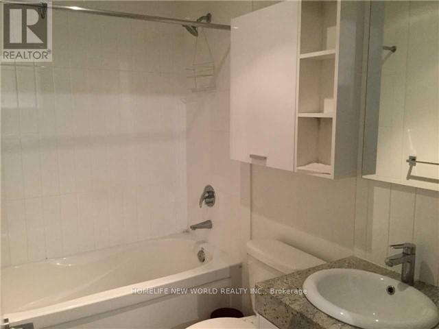 1906 - 29 Singer Court, Toronto, Ontario  M2K 0B3 - Photo 8 - C13159324
