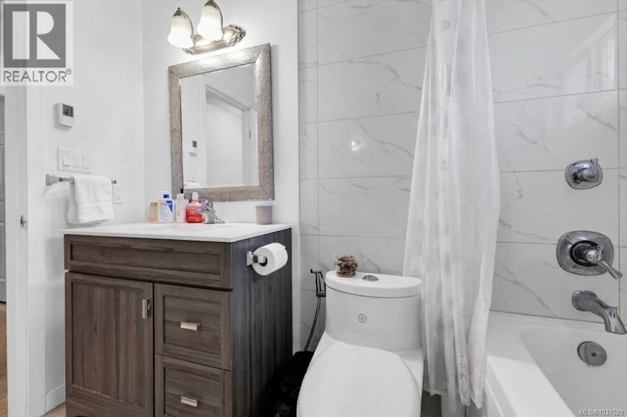 726a Kelly Rd, Colwood, British Columbia  V9B 2A9 - Photo 31 - 1037529