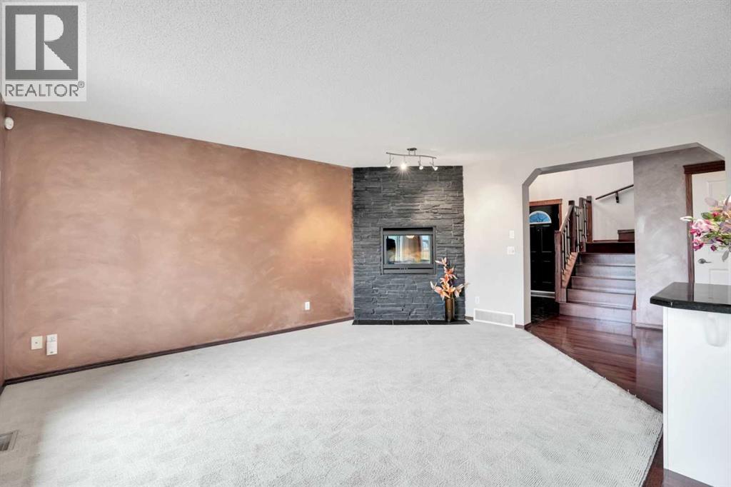 161 Panamount Close NW, Calgary, Alberta  T3K 5P6 - Photo 16 - A2313177