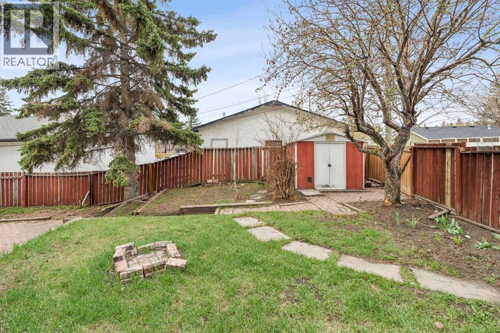 1260 Lake Sylvan Drive SE, Calgary, Alberta  T2J 3C8 - Photo 25 - A2308055