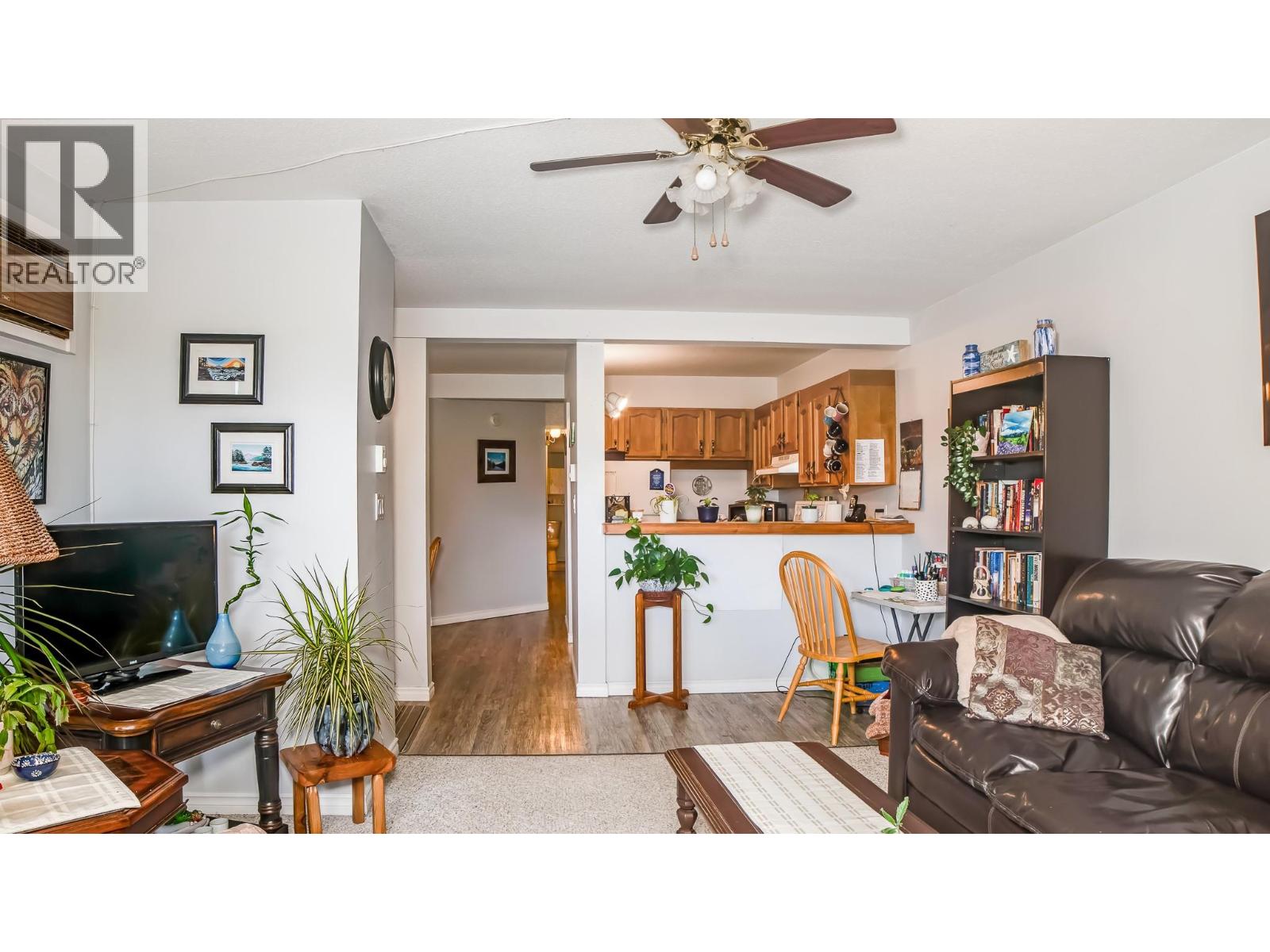 1720 Hillside Street, Creston, British Columbia  V0B 1G5 - Photo 4 - 10387958