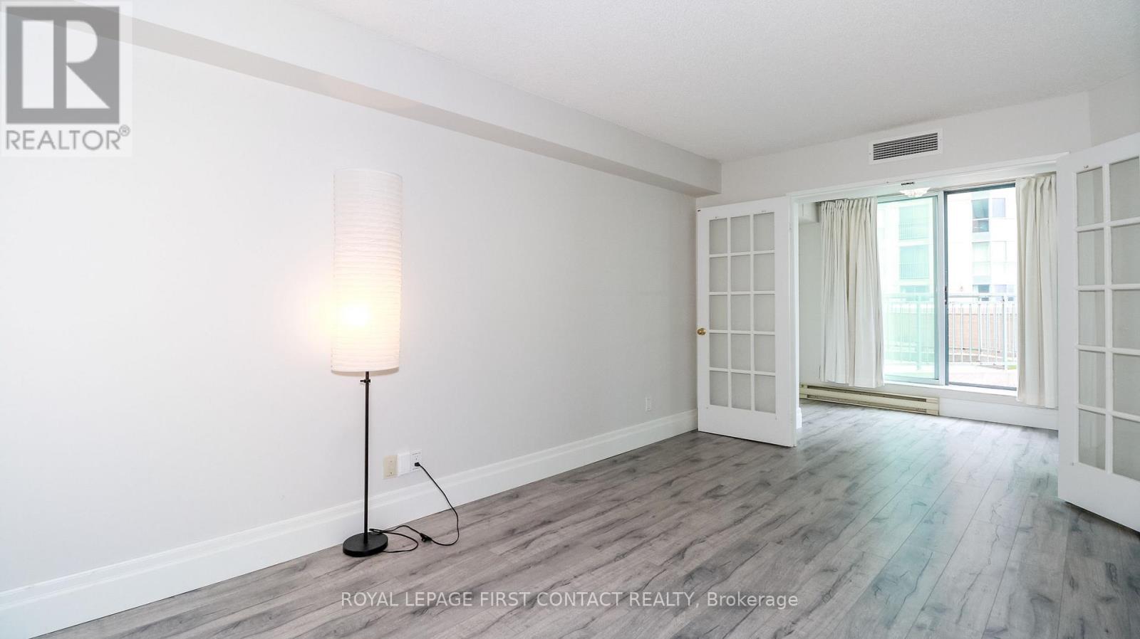 309 - 140 Dunlop Street E, Barrie (City Centre), Ontario  L4M 6H9 - Photo 13 - S13159336