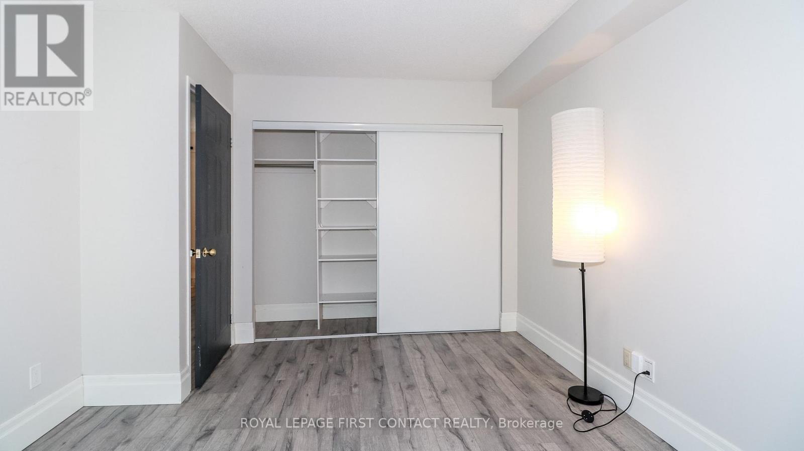 309 - 140 Dunlop Street E, Barrie (City Centre), Ontario  L4M 6H9 - Photo 14 - S13159336