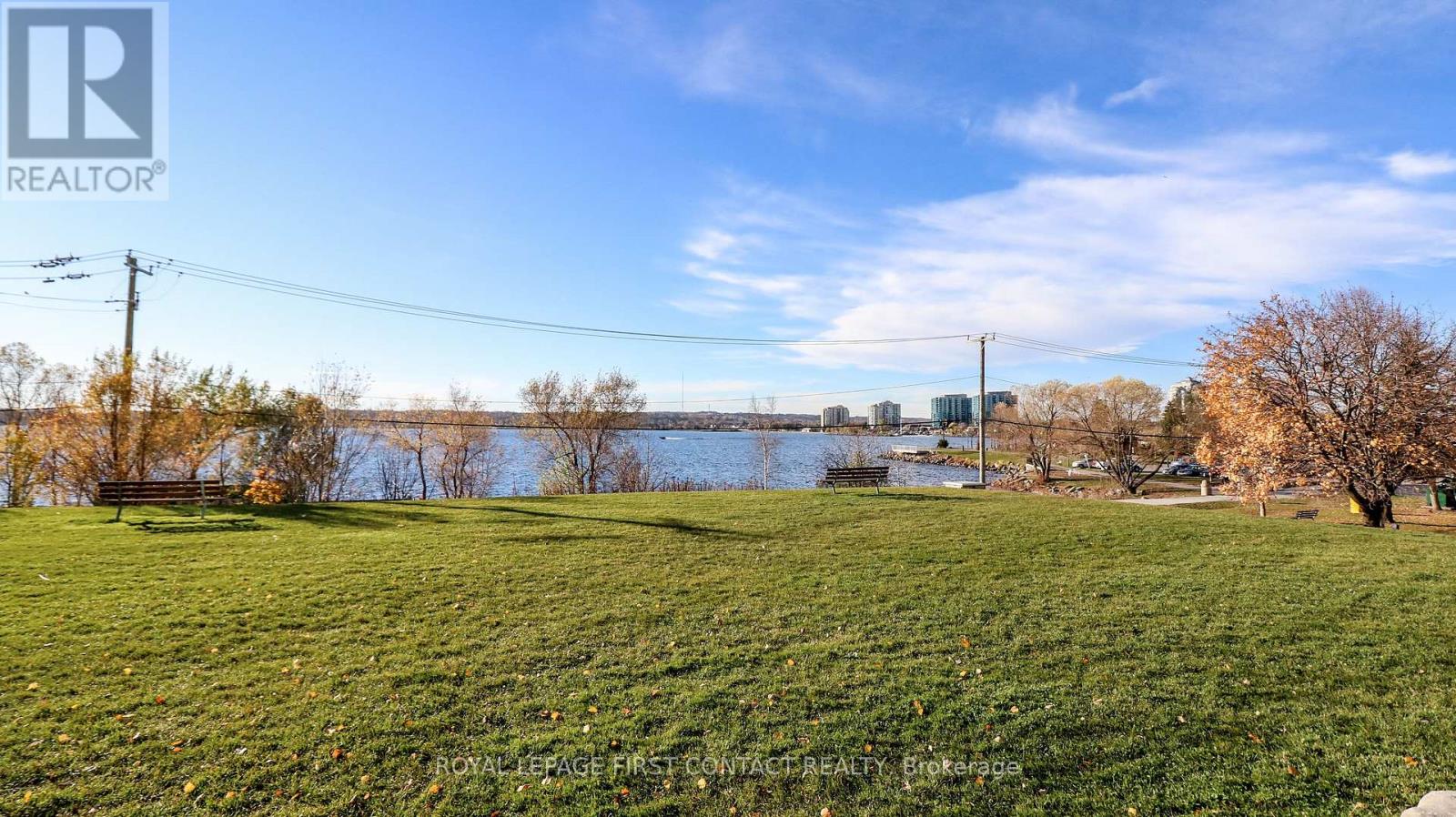 309 - 140 Dunlop Street E, Barrie (City Centre), Ontario  L4M 6H9 - Photo 3 - S13159336
