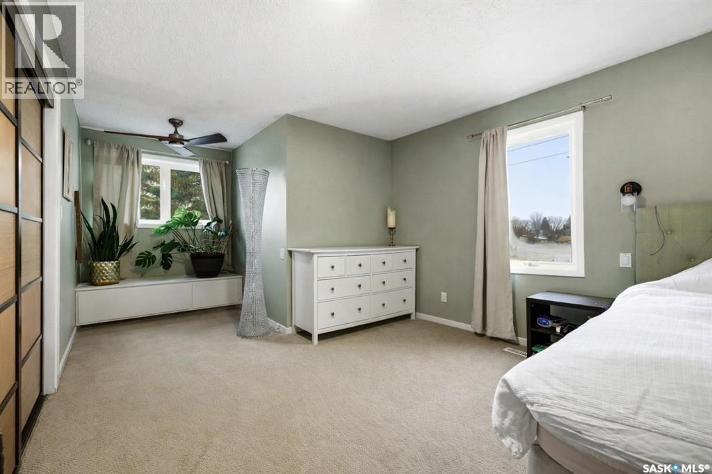 2402 Truesdale Drive, Regina, Saskatchewan  S4V 0W2 - Photo 27 - SK036723