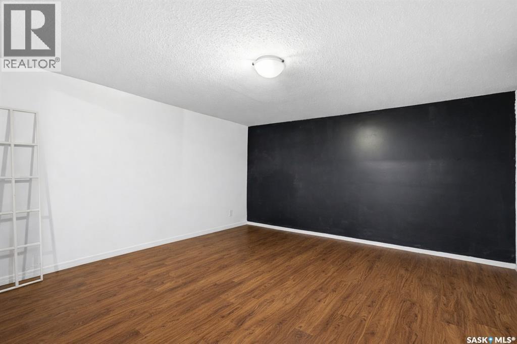 2402 Truesdale Drive, Regina, Saskatchewan  S4V 0W2 - Photo 42 - SK036723