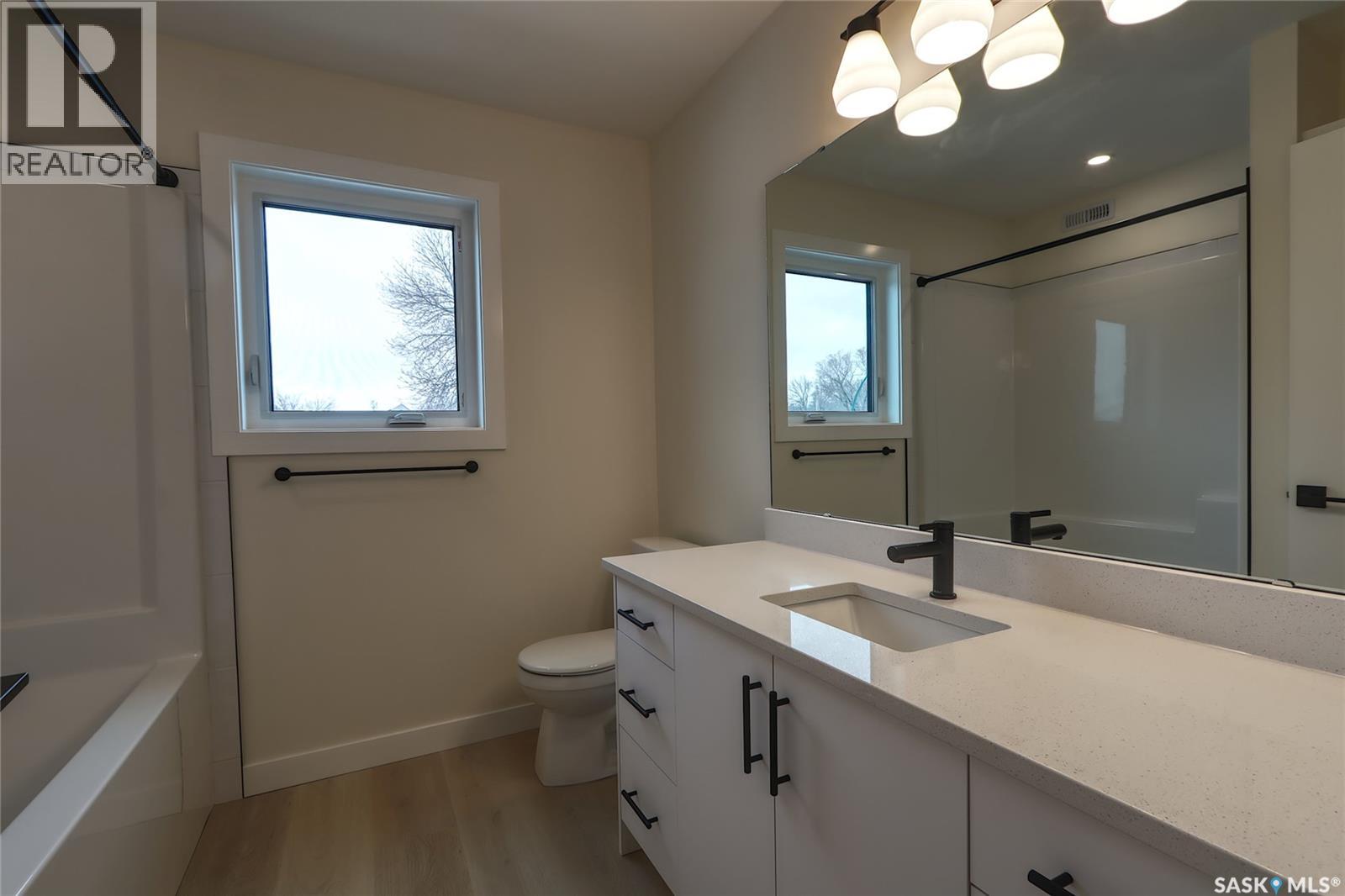 2475 Mcara Street, Regina, Saskatchewan  S4N 2W6 - Photo 27 - SK036688