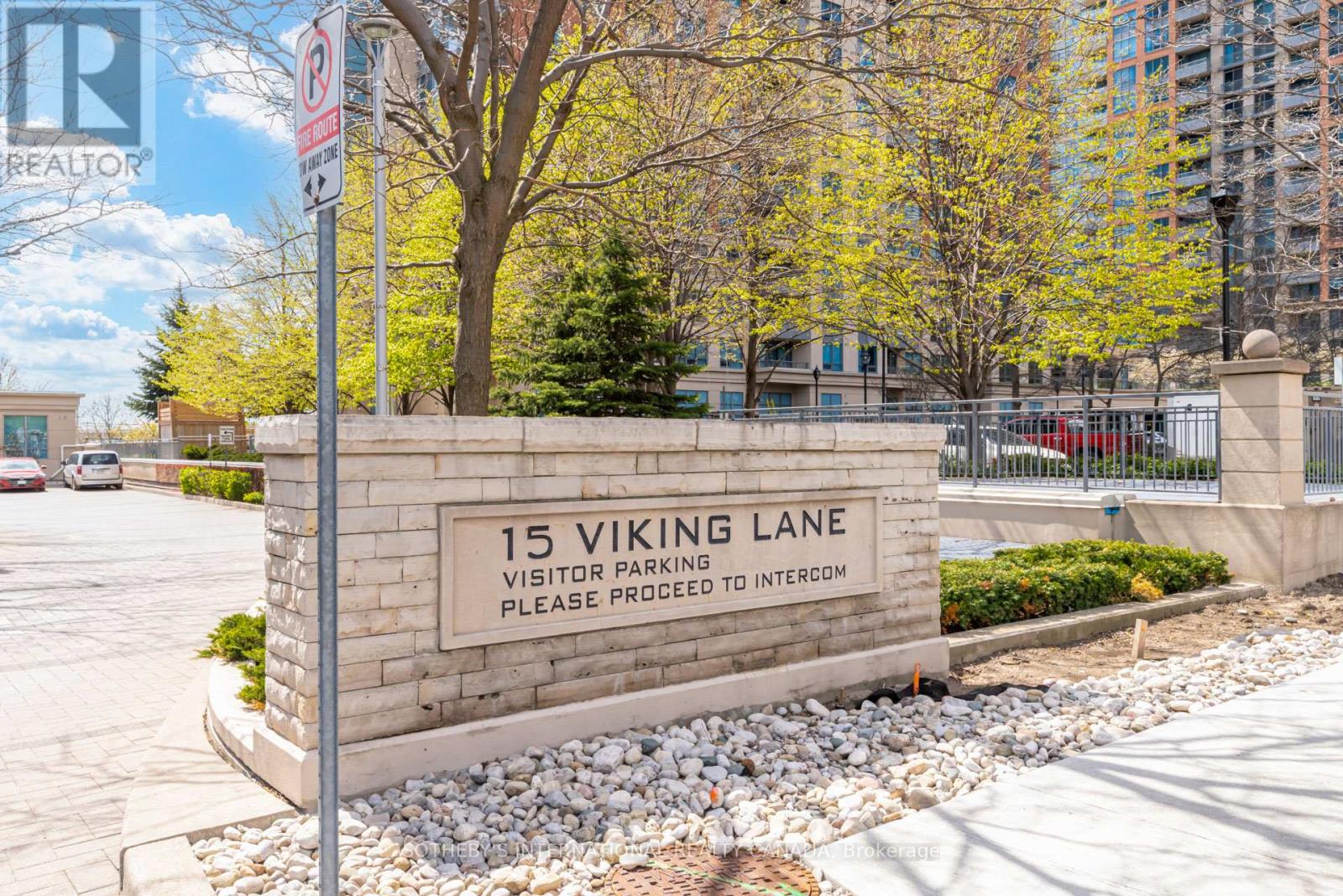 2903 - 15 Viking Lane, Toronto, Ontario  M9B 0A4 - Photo 2 - W13159350