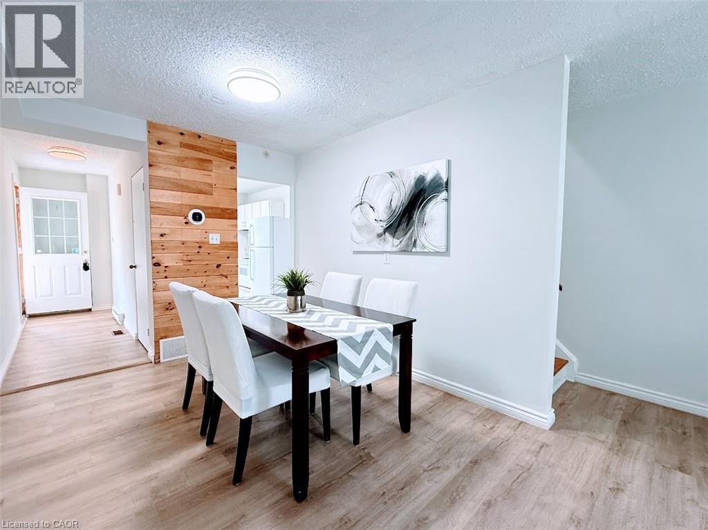 515 N Weber Street N Unit# G, Waterloo, Ontario  N2L 4G1 - Photo 4 - 40832551