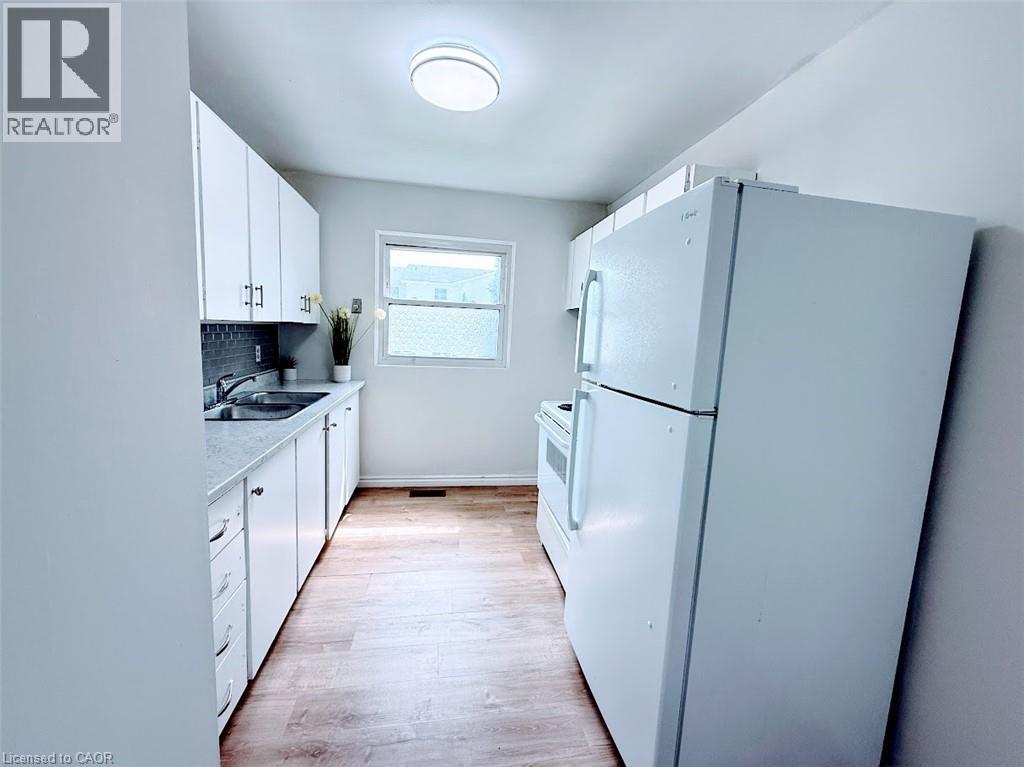 515 N Weber Street N Unit# G, Waterloo, Ontario  N2L 4G1 - Photo 11 - 40832551
