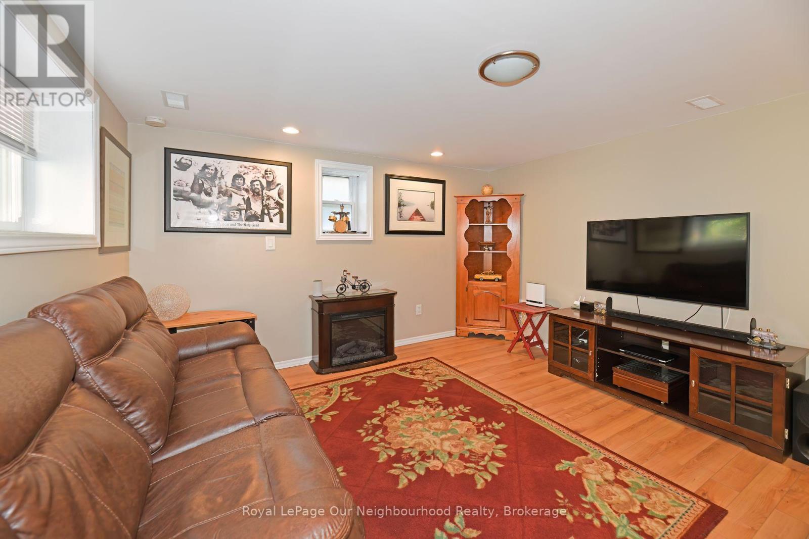 1275 Kingston Road, Toronto, Ontario  M1N 1P4 - Photo 8 - E13158350