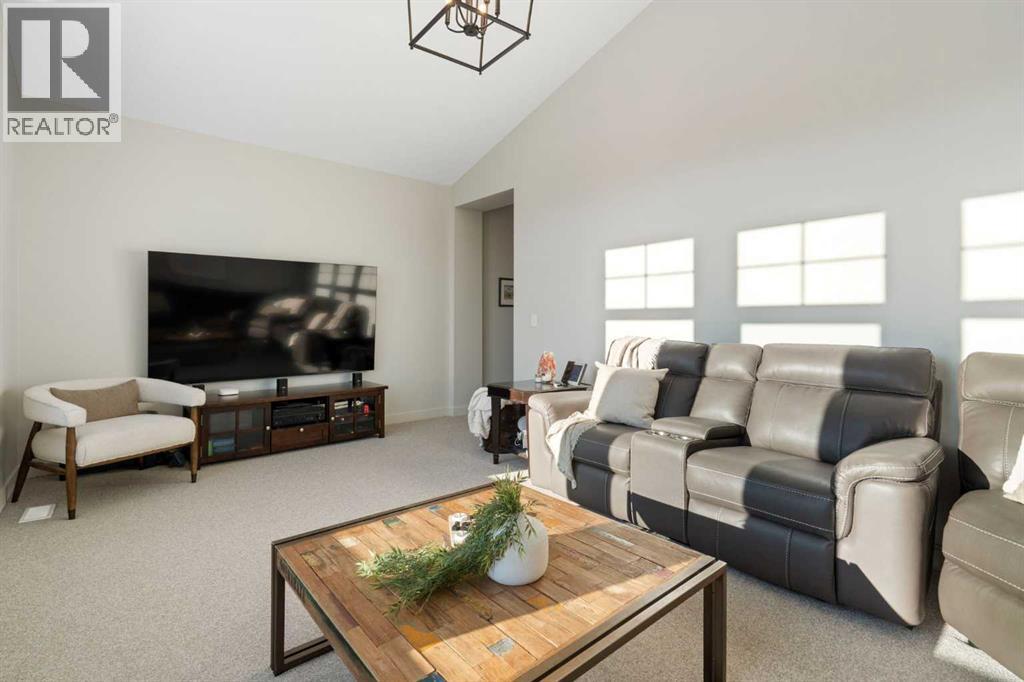 26 Bluerock Avenue SW, Calgary, Alberta  T2Y 0R6 - Photo 26 - A2313461