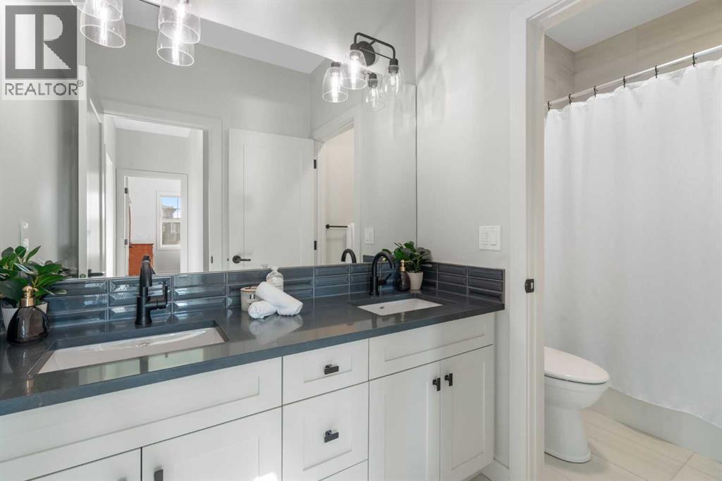 26 Bluerock Avenue SW, Calgary, Alberta  T2Y 0R6 - Photo 32 - A2313461