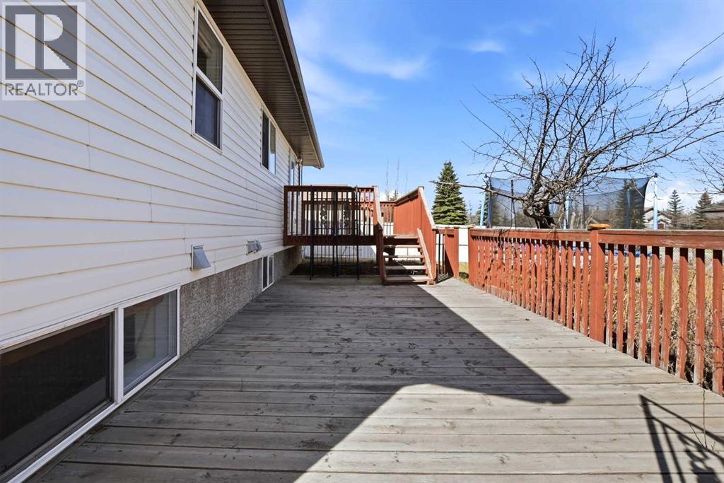 2 Lewis Close, Red Deer, Alberta  T4R 3E4 - Photo 24 - A2307682