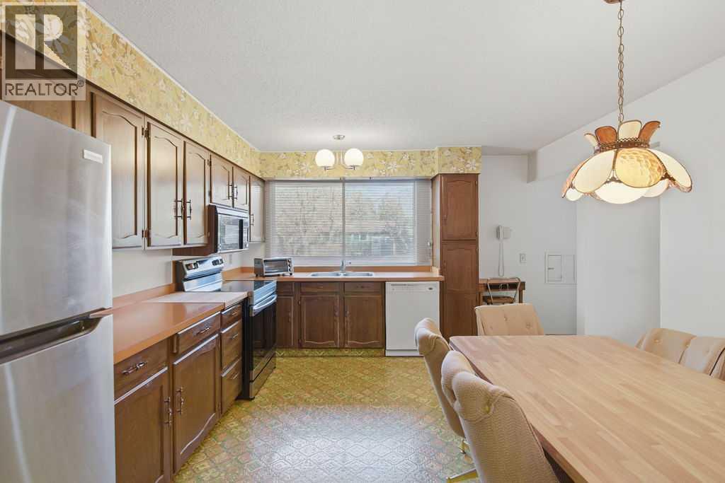 5516 Dalhart Hill Nw, Calgary, Alberta  T3A 1S9 - Photo 13 - A2285431