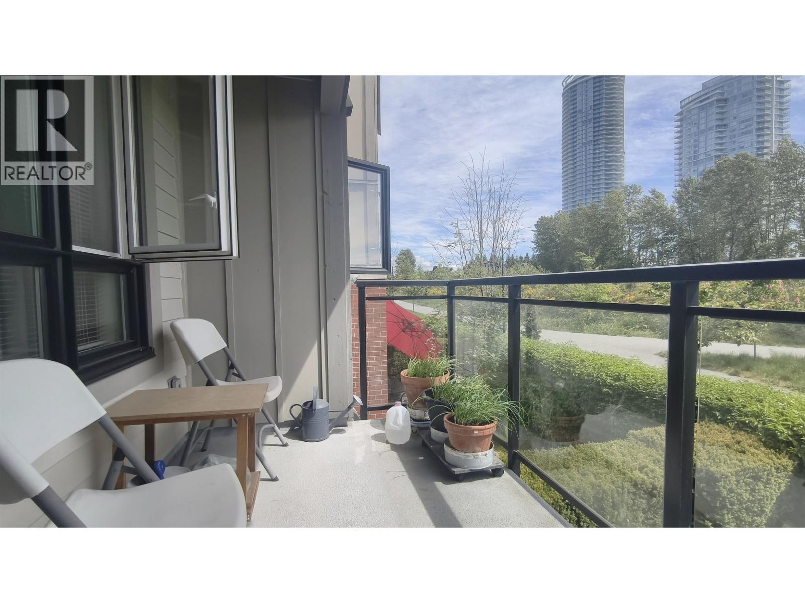 209 7058 14th Avenue, Burnaby, British Columbia  V3N 0E6 - Photo 10 - R3125971