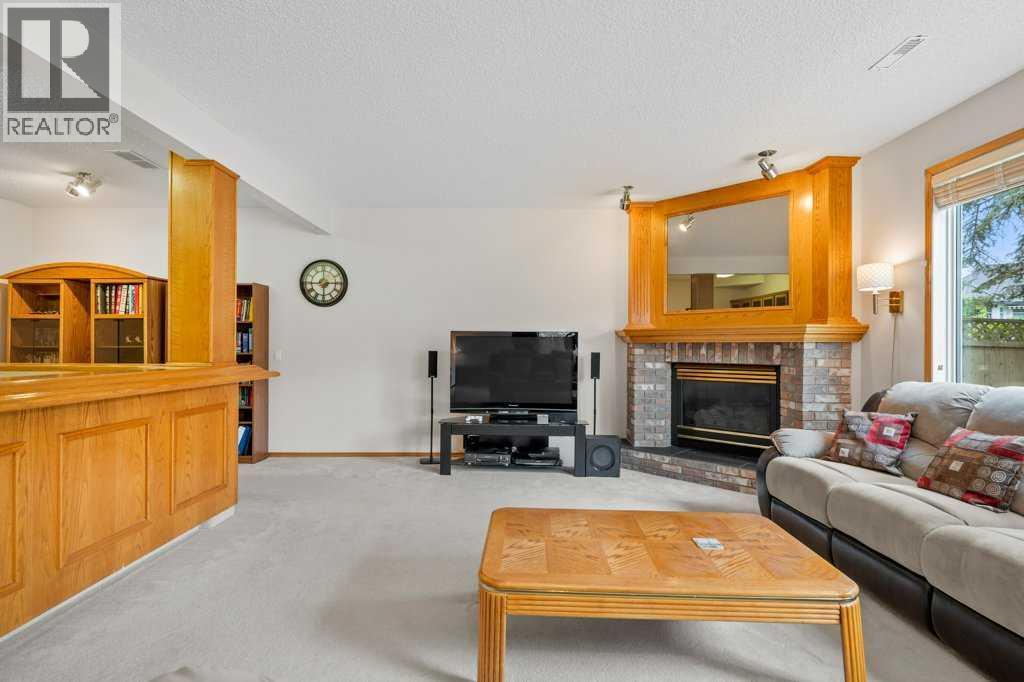 125 Woodpark Close SW, Calgary, Alberta  T2W 6H1 - Photo 29 - A2313625