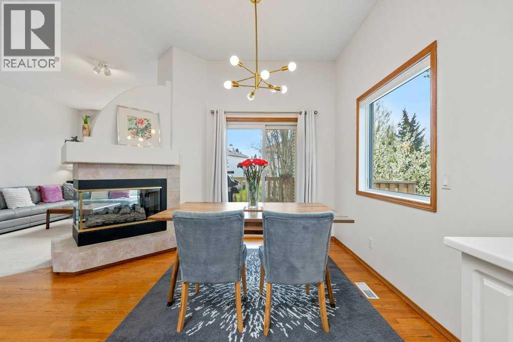 125 Woodpark Close SW, Calgary, Alberta  T2W 6H1 - Photo 11 - A2313625