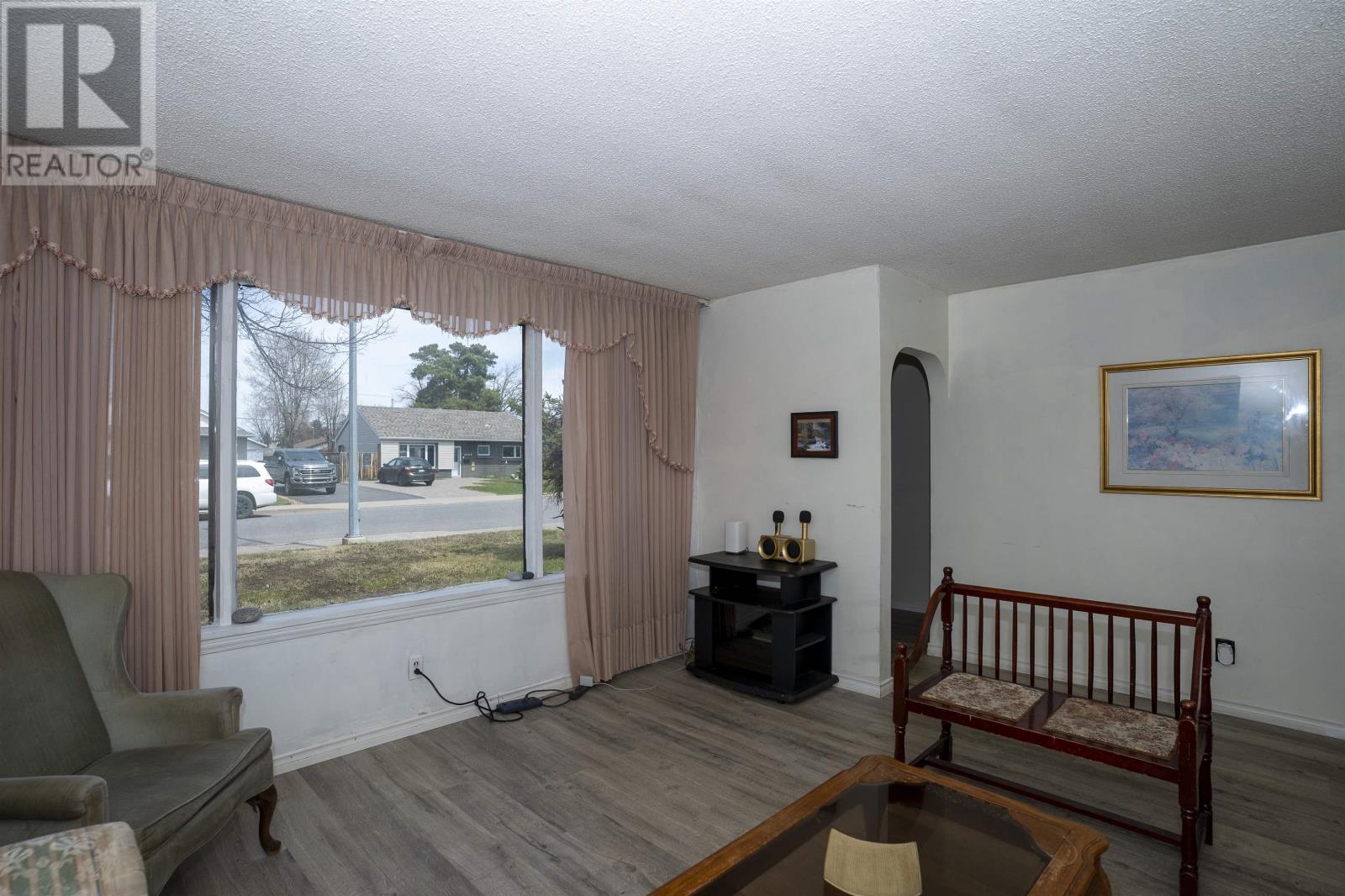 2102 Begin St E, Thunder Bay, Ontario  P7E 5L5 - Photo 6 - TB2601135