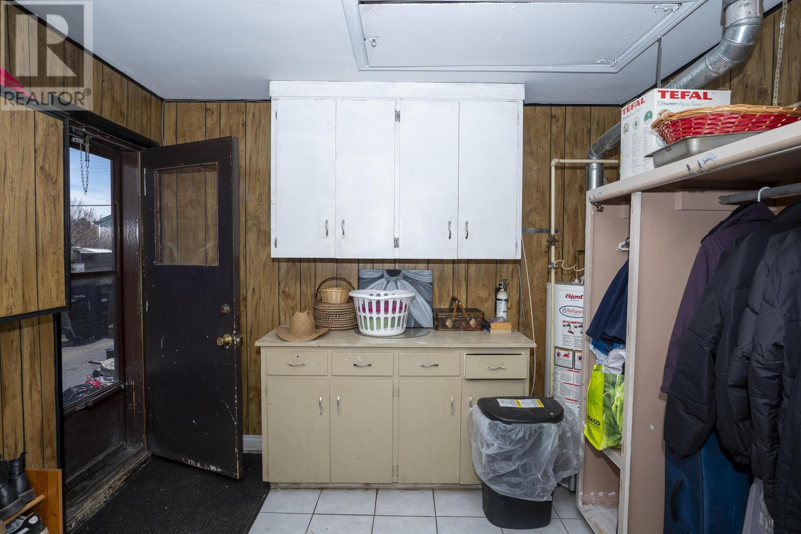 2102 Begin St E, Thunder Bay, Ontario  P7E 5L5 - Photo 12 - TB2601135