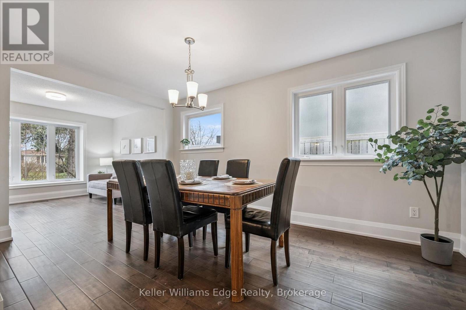 2414 Upton Court, Oakville, Ontario  L6L 5E4 - Photo 15 - W13159398