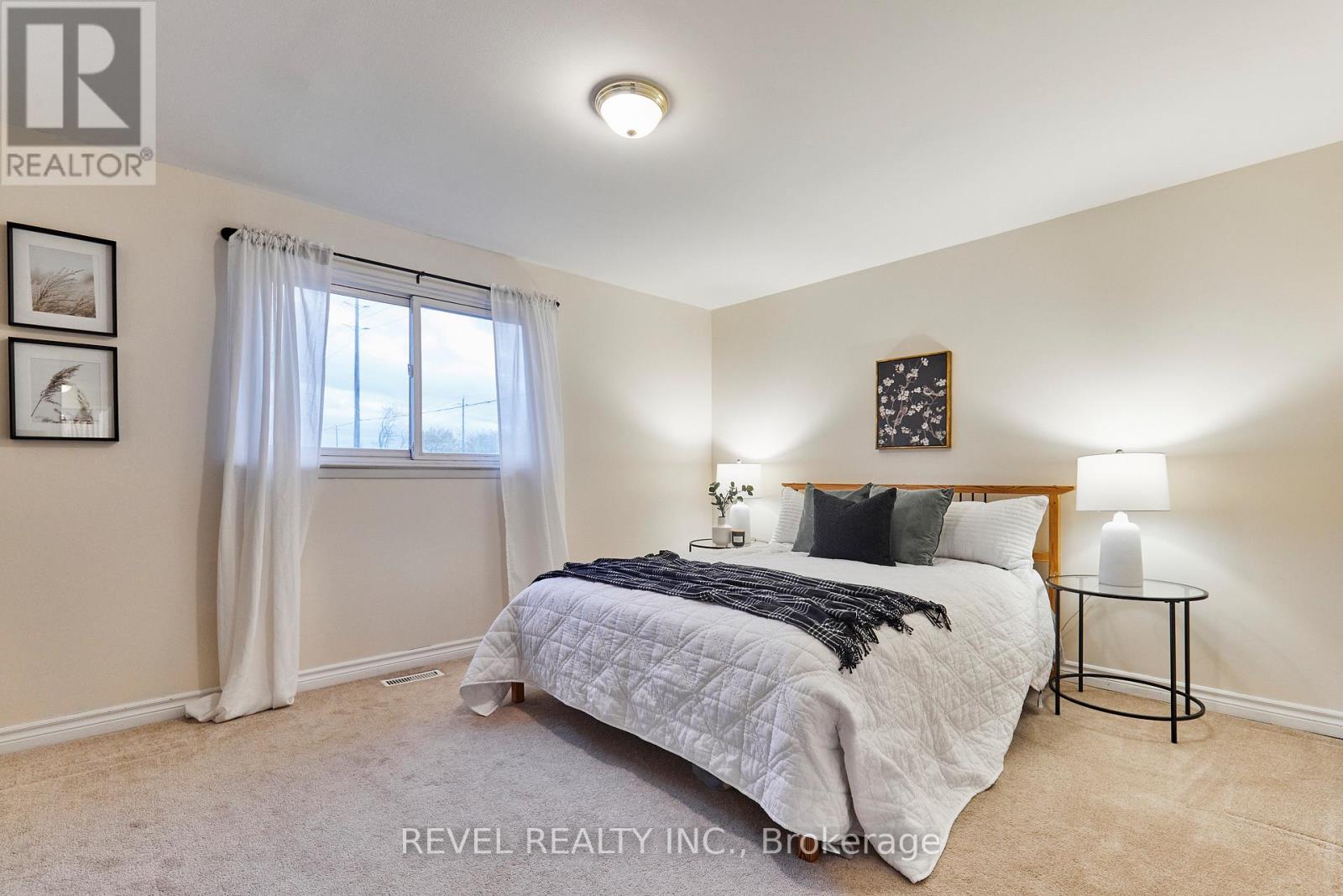 689 Gibb Street, Oshawa, Ontario  L1J 1Z8 - Photo 13 - E13159388