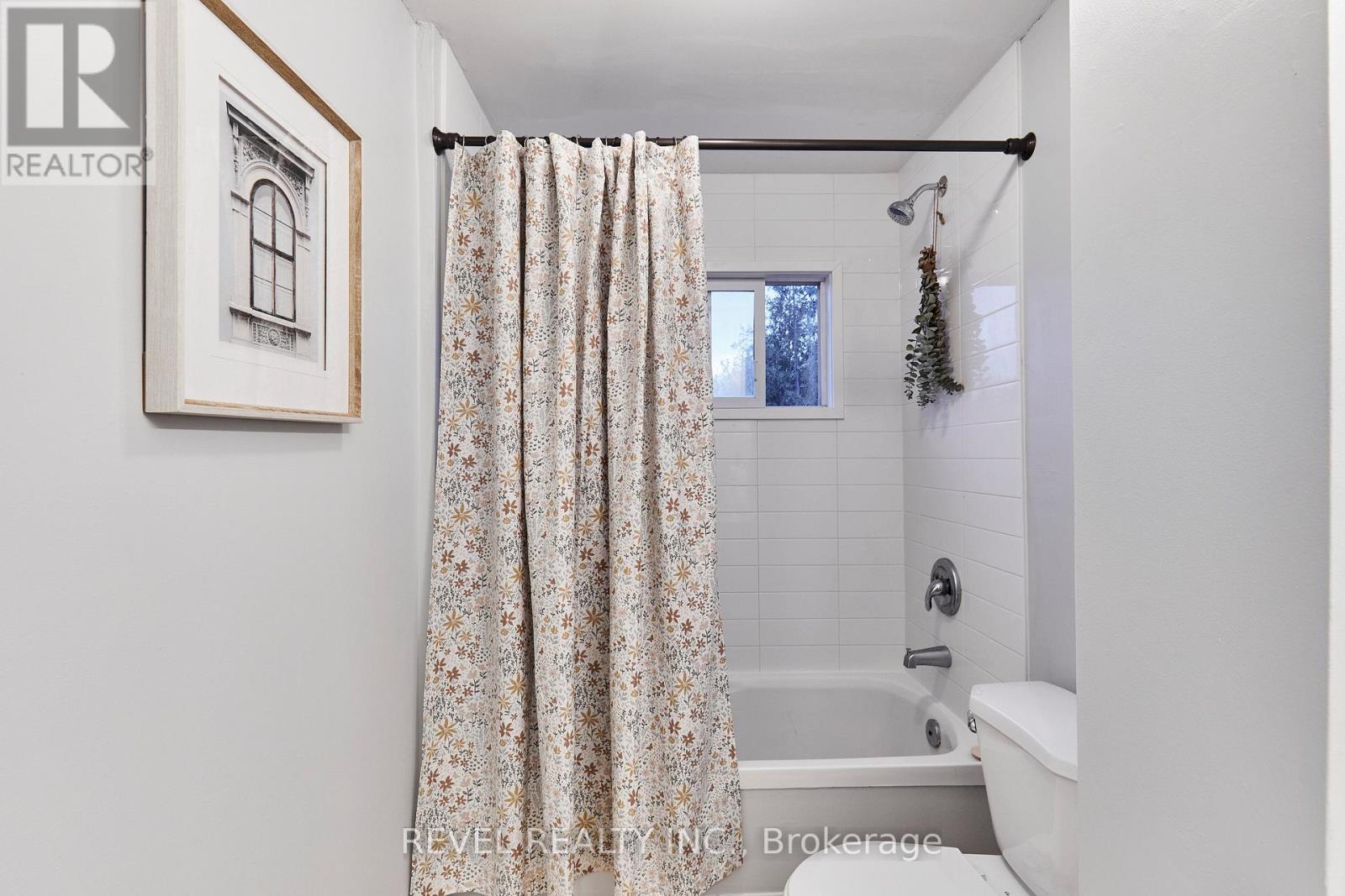 689 Gibb Street, Oshawa, Ontario  L1J 1Z8 - Photo 20 - E13159388
