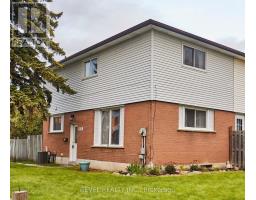 689 GIBB STREET, Oshawa, Ontario