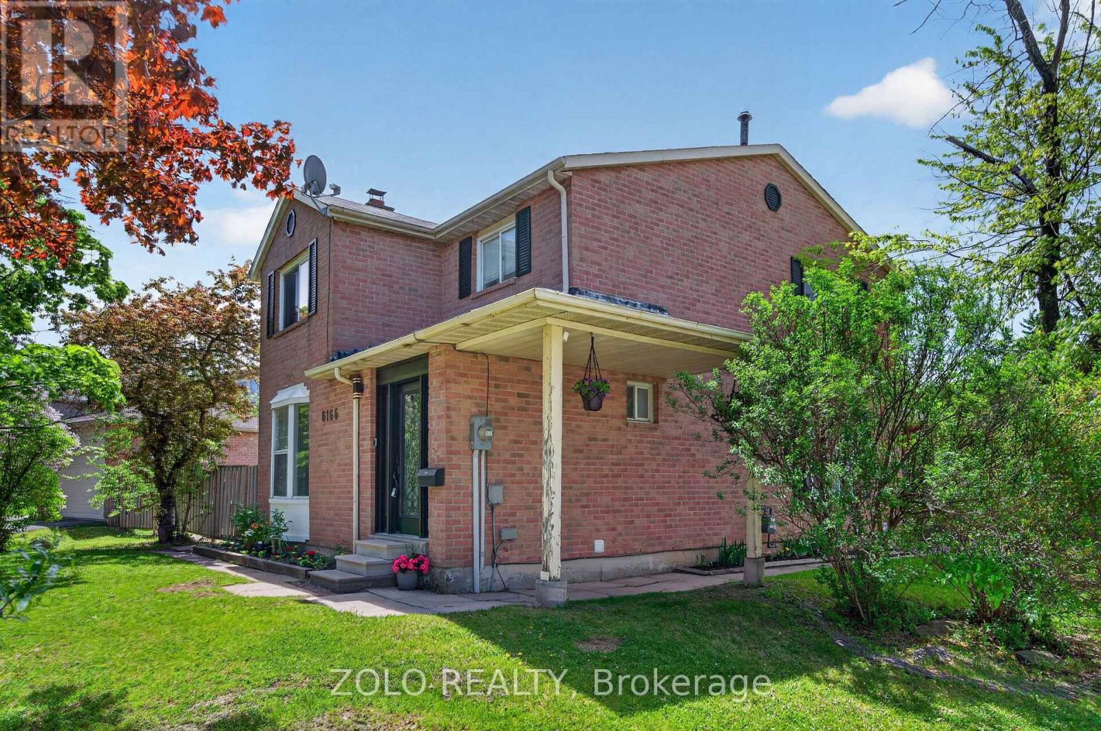6166 Kindree Circle, Mississauga, Ontario  L5N 3C2 - Photo 2 - W13159400