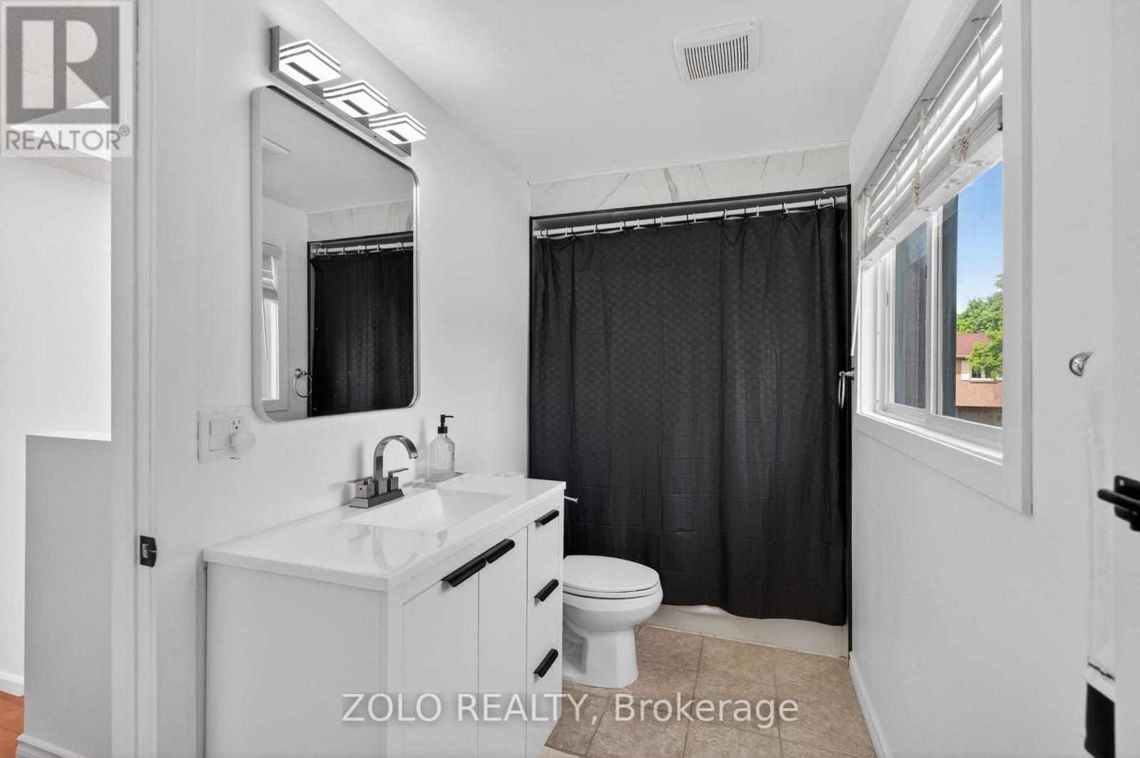 6166 Kindree Circle, Mississauga, Ontario  L5N 3C2 - Photo 23 - W13159400