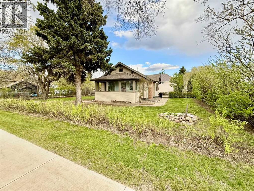 5039 53 Street, Provost, Alberta  T0B 3S0 - Photo 1 - A2285748