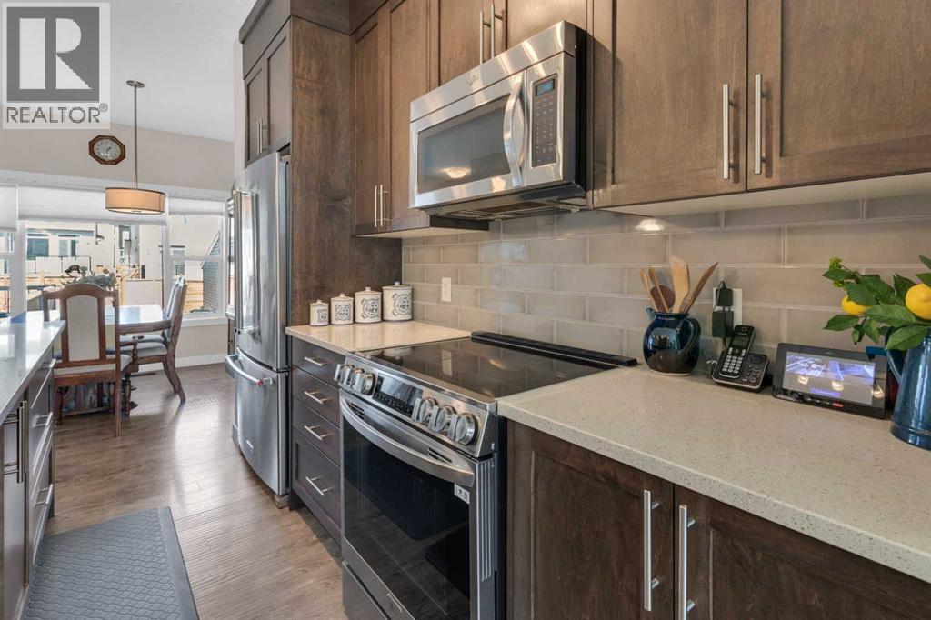 70 Sage Bluff Gate NW, Calgary, Alberta  T3R 0Y9 - Photo 8 - A2306902