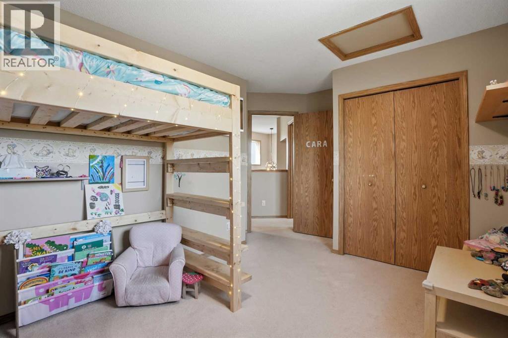 11 Somerglen Place SW, Calgary, Alberta  T2Y 3L5 - Photo 25 - A2312646