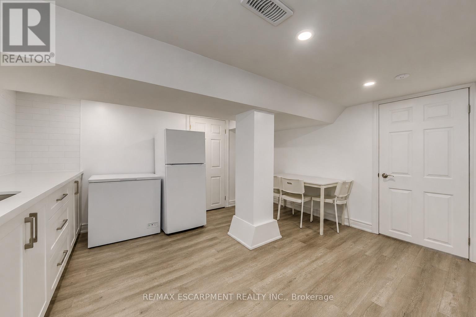 108 Runnymede Road, Toronto, Ontario  M6S 2Y3 - Photo 24 - W13157250