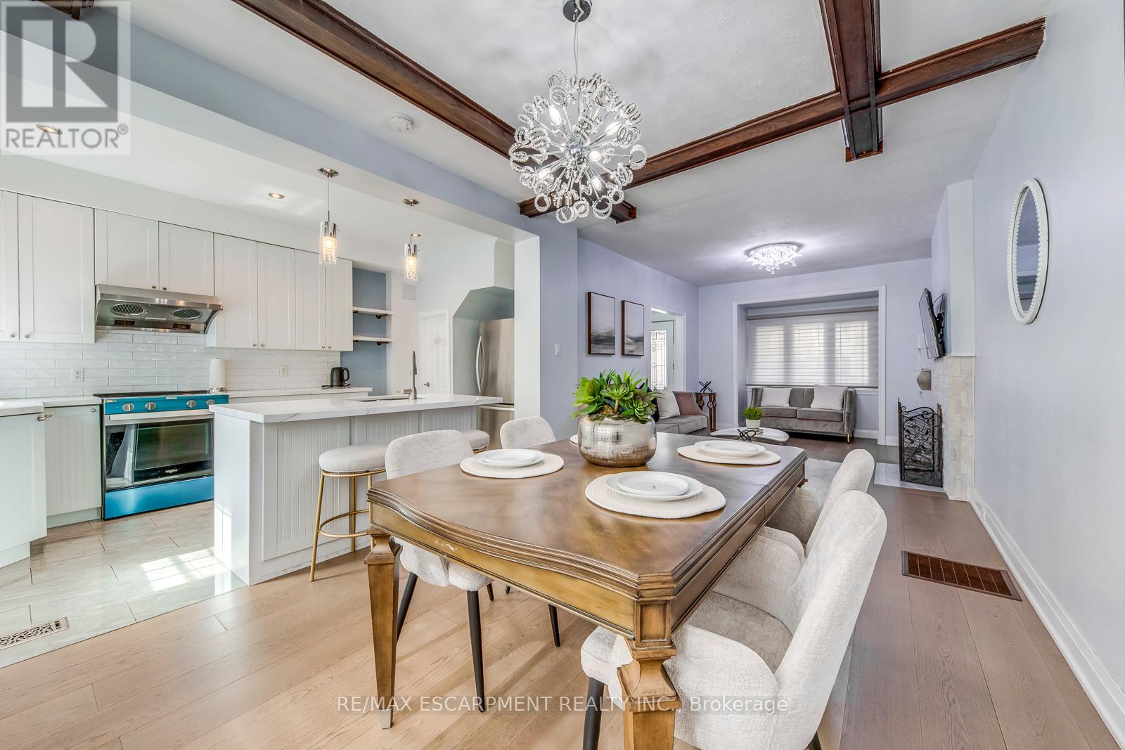 108 Runnymede Road, Toronto, Ontario  M6S 2Y3 - Photo 9 - W13157250