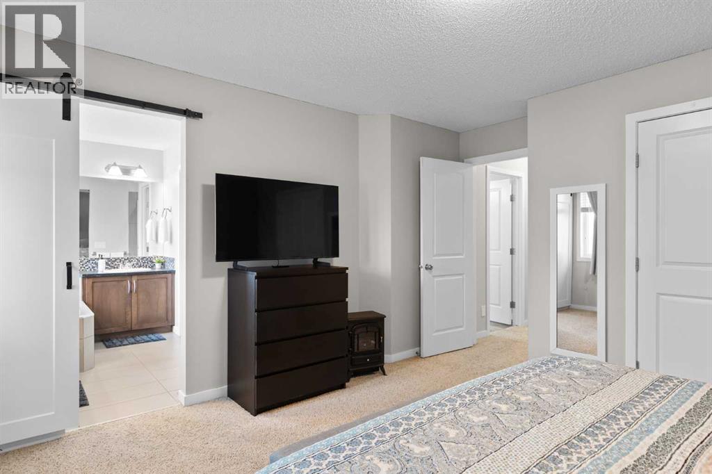 74 Hillcrest Street SW, Airdrie, Alberta  T4B 0Y7 - Photo 18 - A2310508