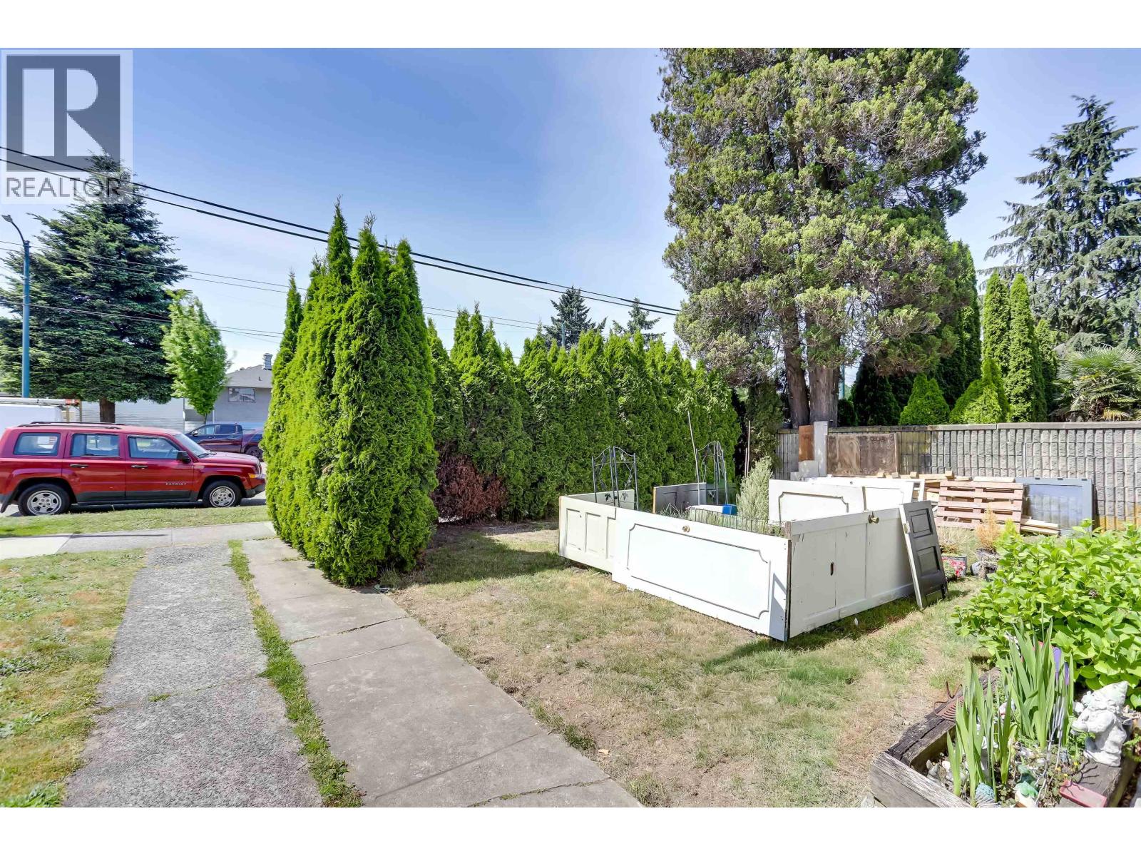 936 Nanaimo Street, Vancouver, British Columbia  V5L 4S9 - Photo 6 - R3122188