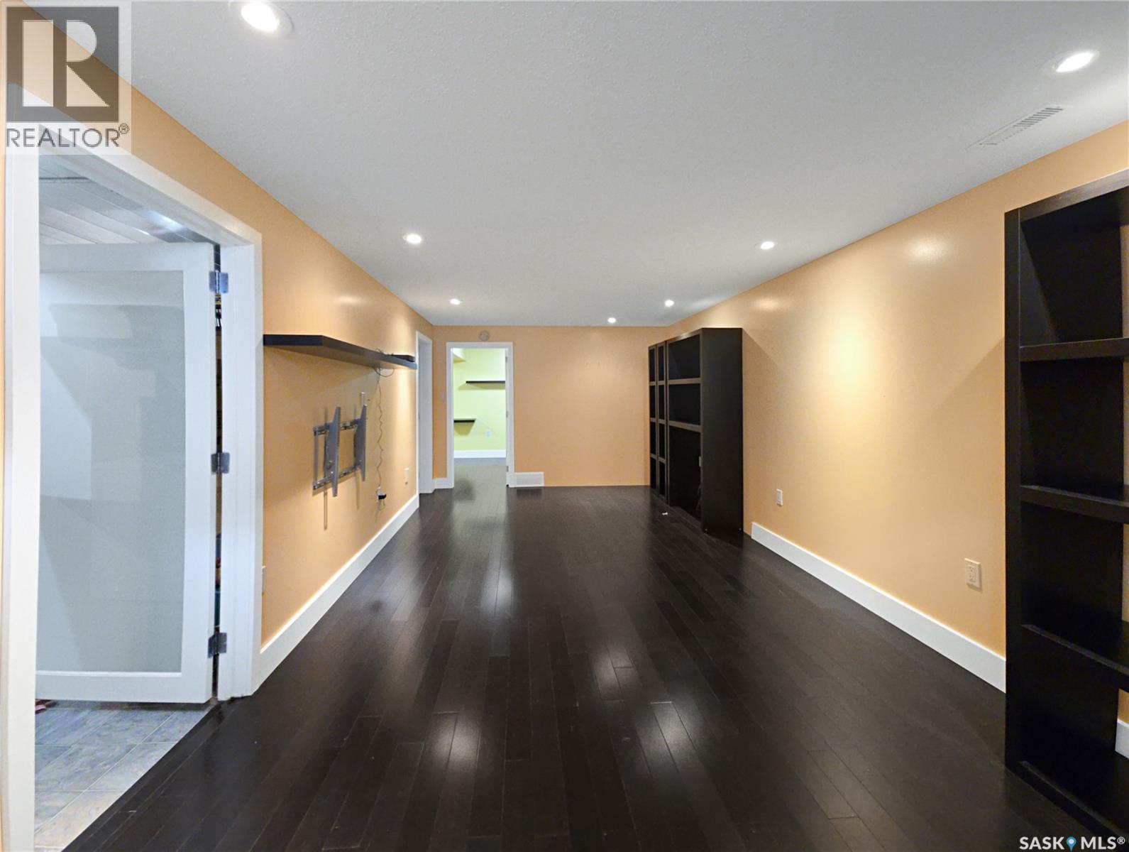 1301 W Avenue N, Saskatoon, Saskatchewan  S7L 3J2 - Photo 21 - SK036428