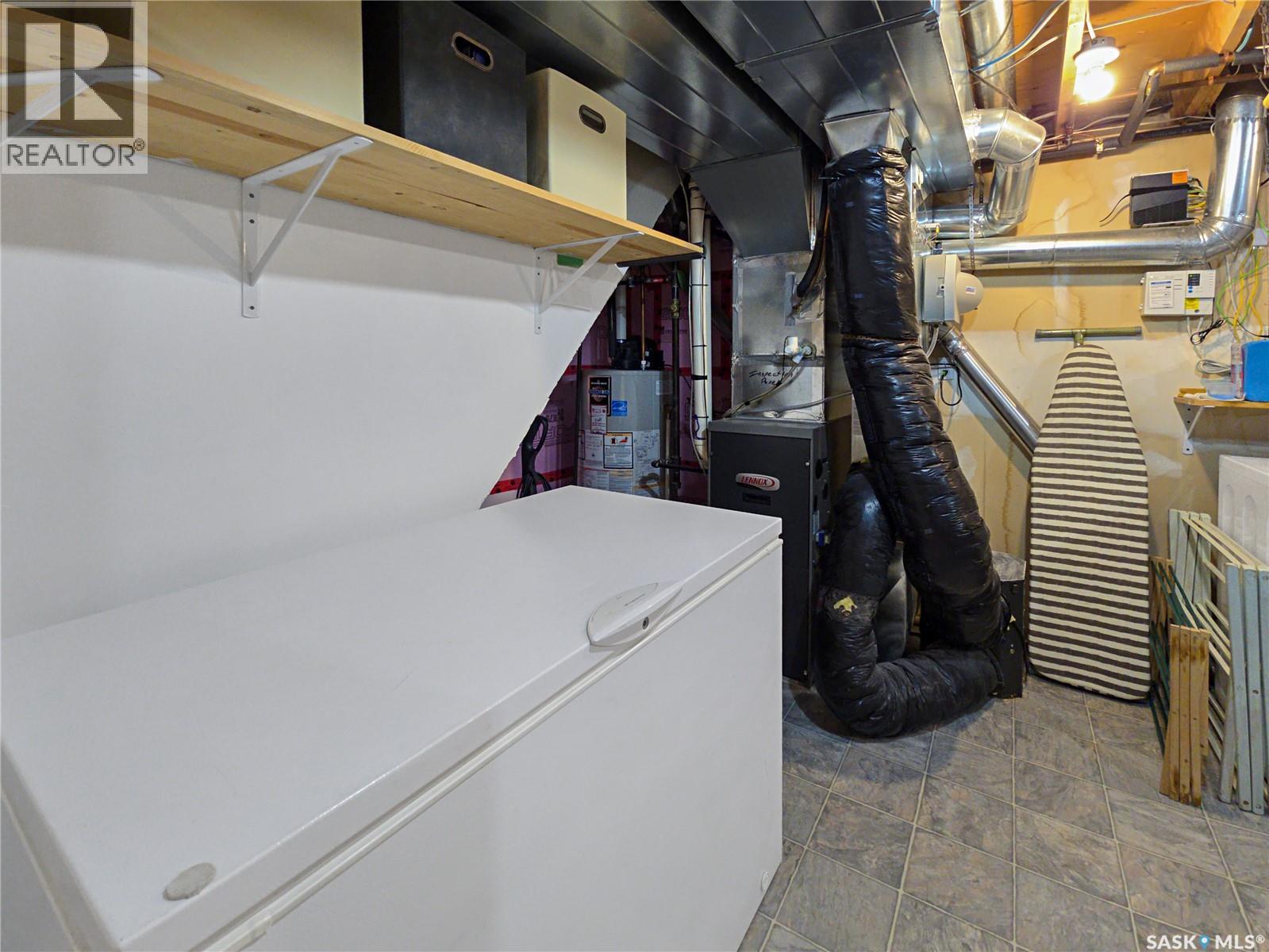 1301 W Avenue N, Saskatoon, Saskatchewan  S7L 3J2 - Photo 27 - SK036428