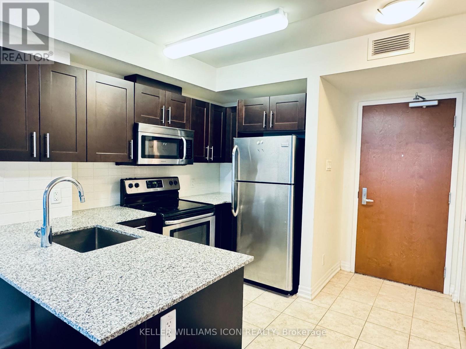 1106 - 242 Rideau Street, Ottawa, Ontario  K1N 0B7 - Photo 4 - X13159442