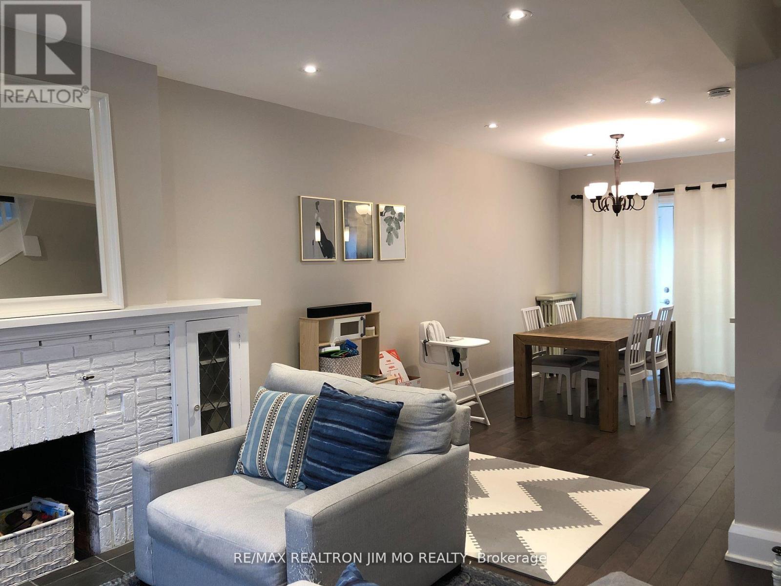 193 Greer Road, Toronto, Ontario M5M 3N4 - Photo 2 - C13159452