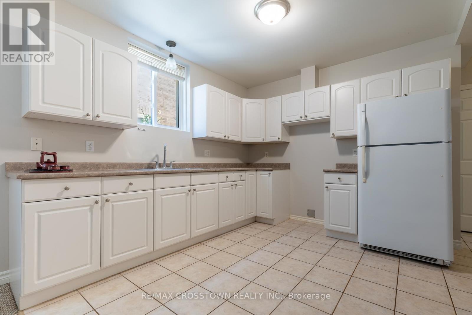 156 Pringle Drive, Barrie, Ontario  L4N 0R3 - Photo 21 - S13159434