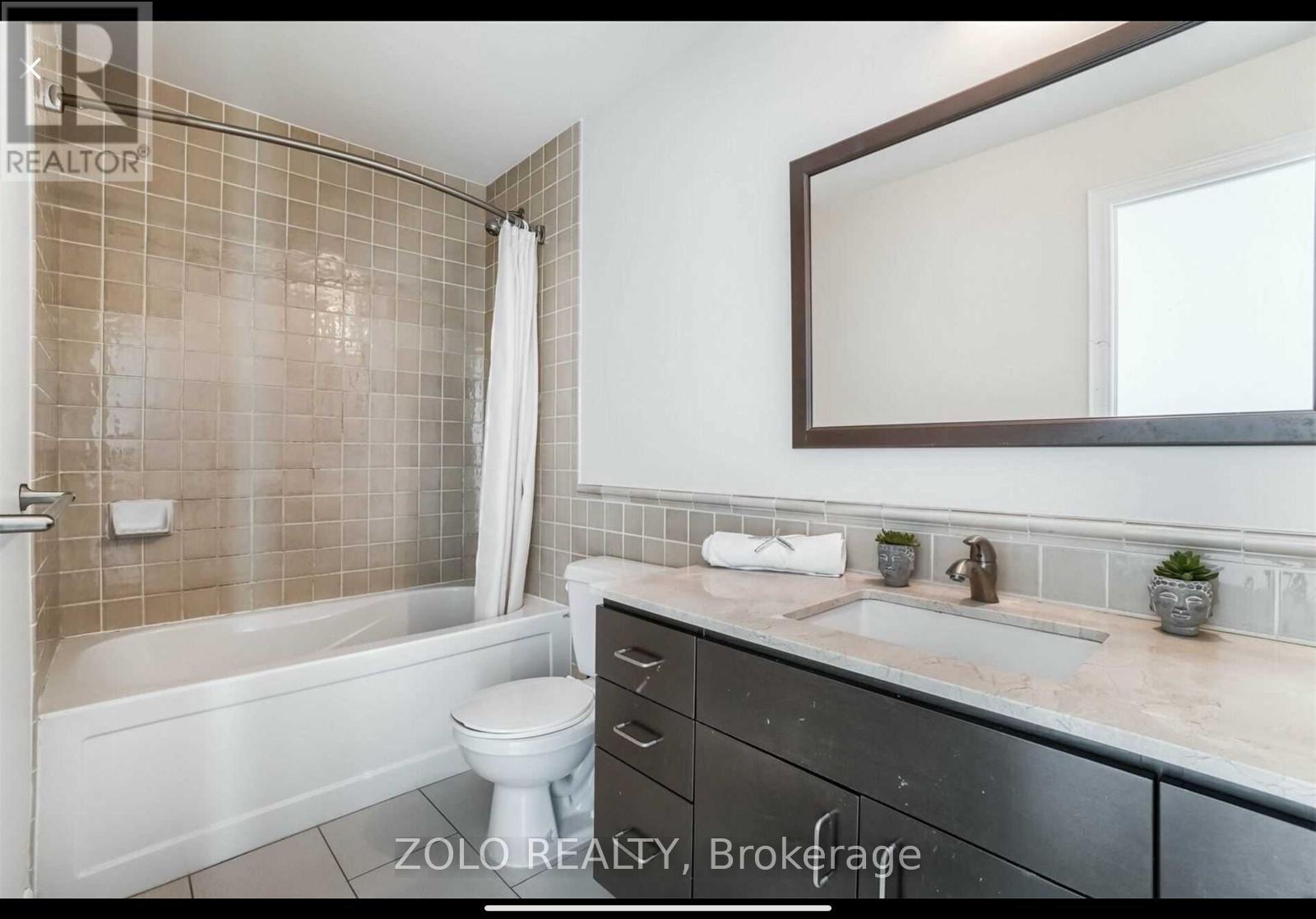 1905 - 100 John Street, Brampton, Ontario  L6W 0A8 - Photo 8 - W13159460