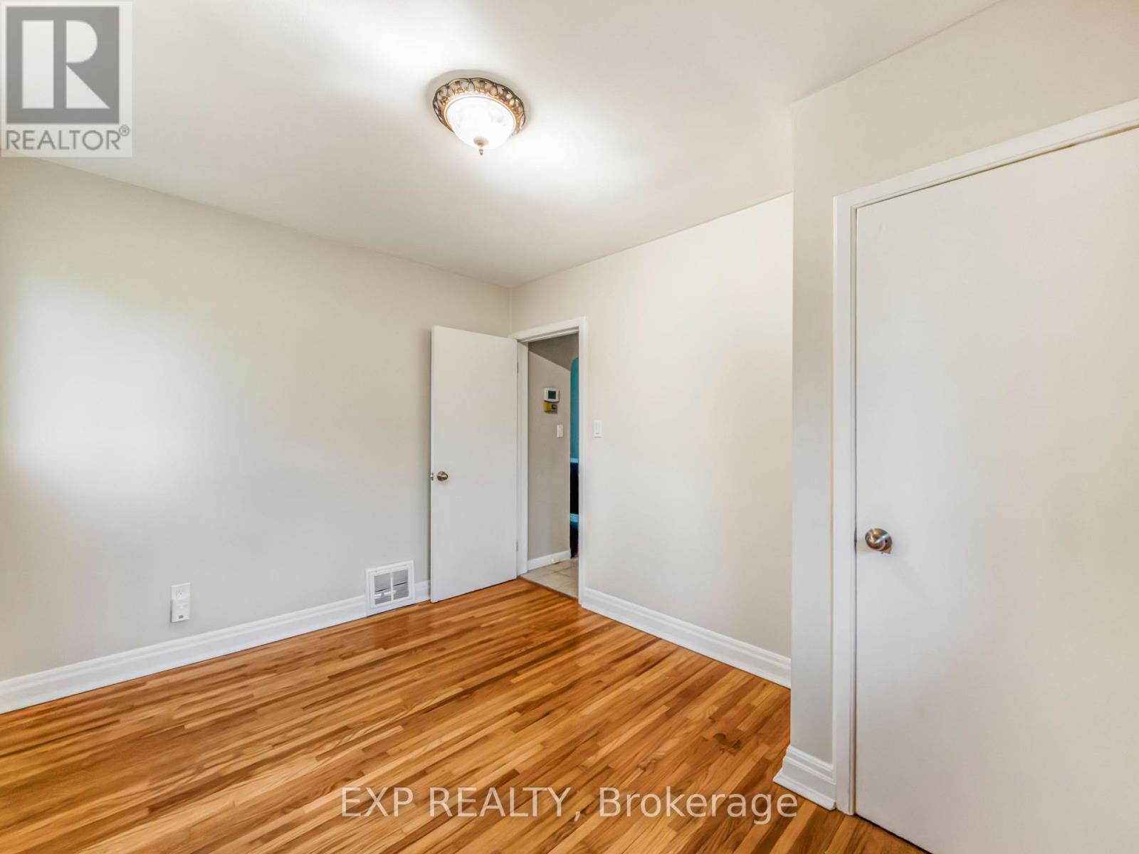 2114 Girardot Street, Windsor, Ontario  N9B 1R2 - Photo 17 - X13159458