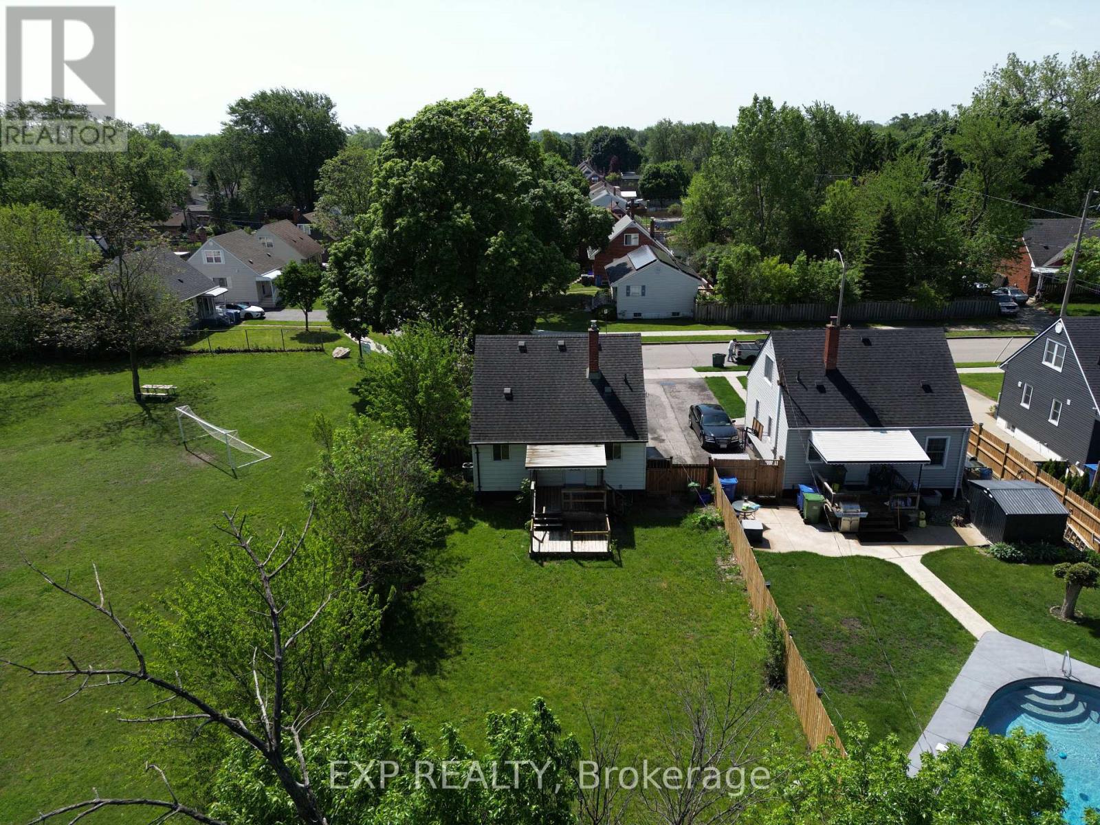 2114 Girardot Street, Windsor, Ontario  N9B 1R2 - Photo 38 - X13159458